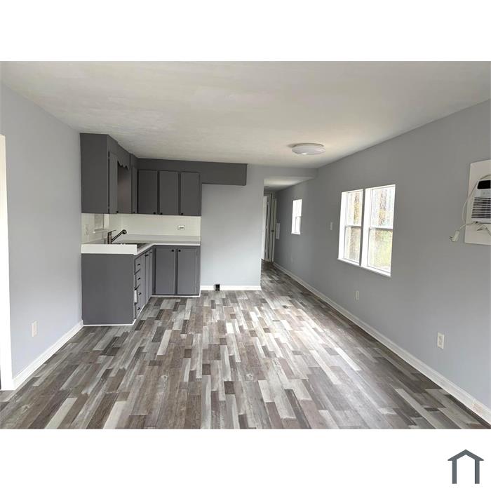 Sterlingwood second listing photo 1